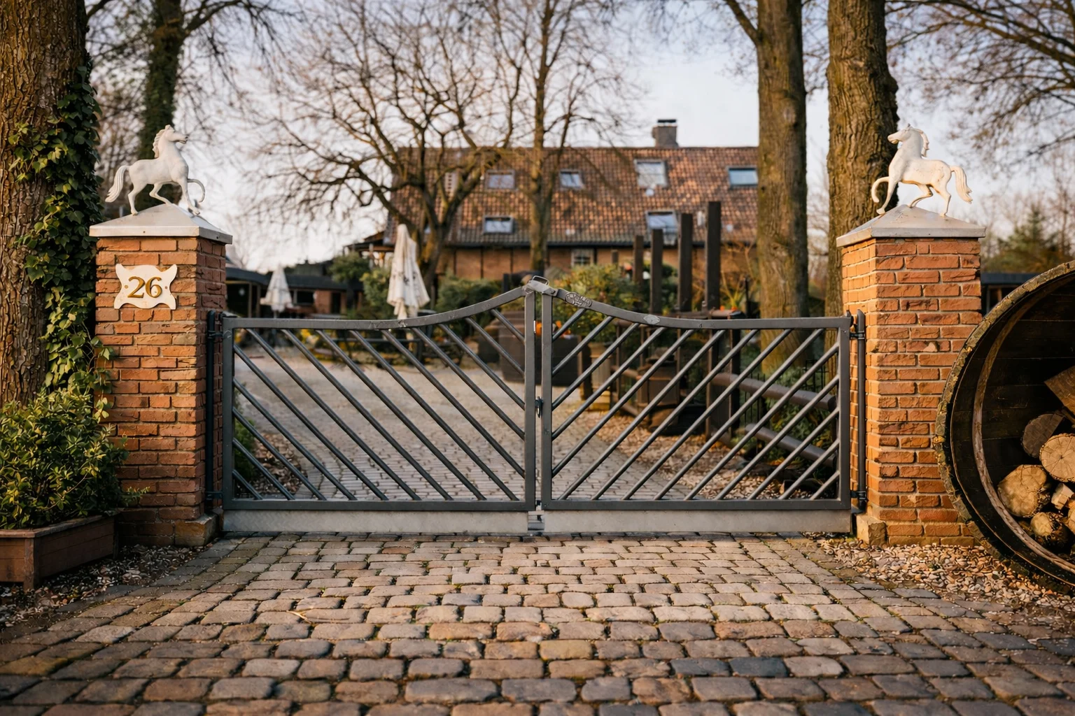 Eingang einer Weinkellerei in Bottrop als Hochzeitslocation für eine standesamtliche Trauung